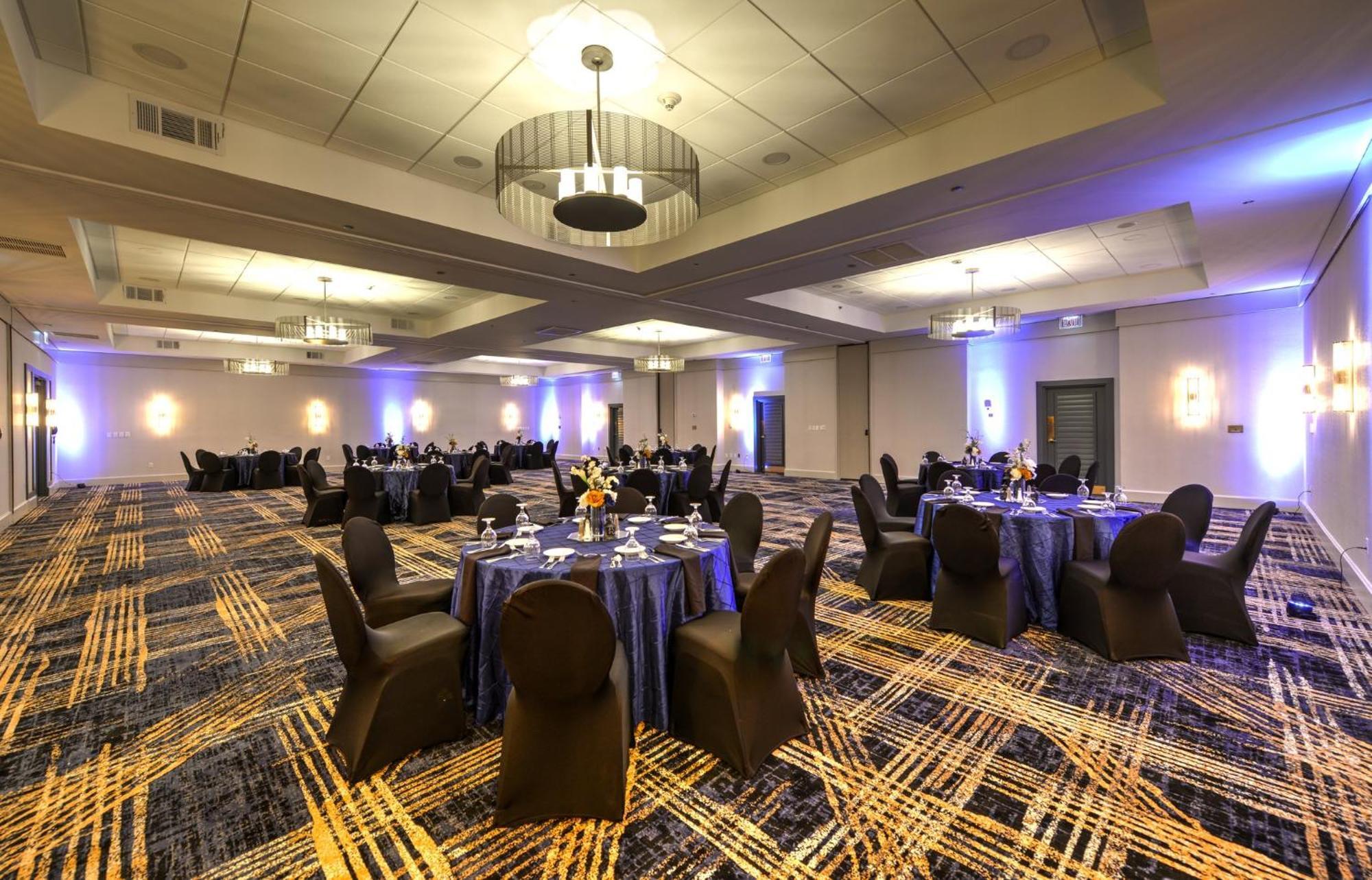 Crowne Plaza Jacksonville Airport By Ihg Exterior photo