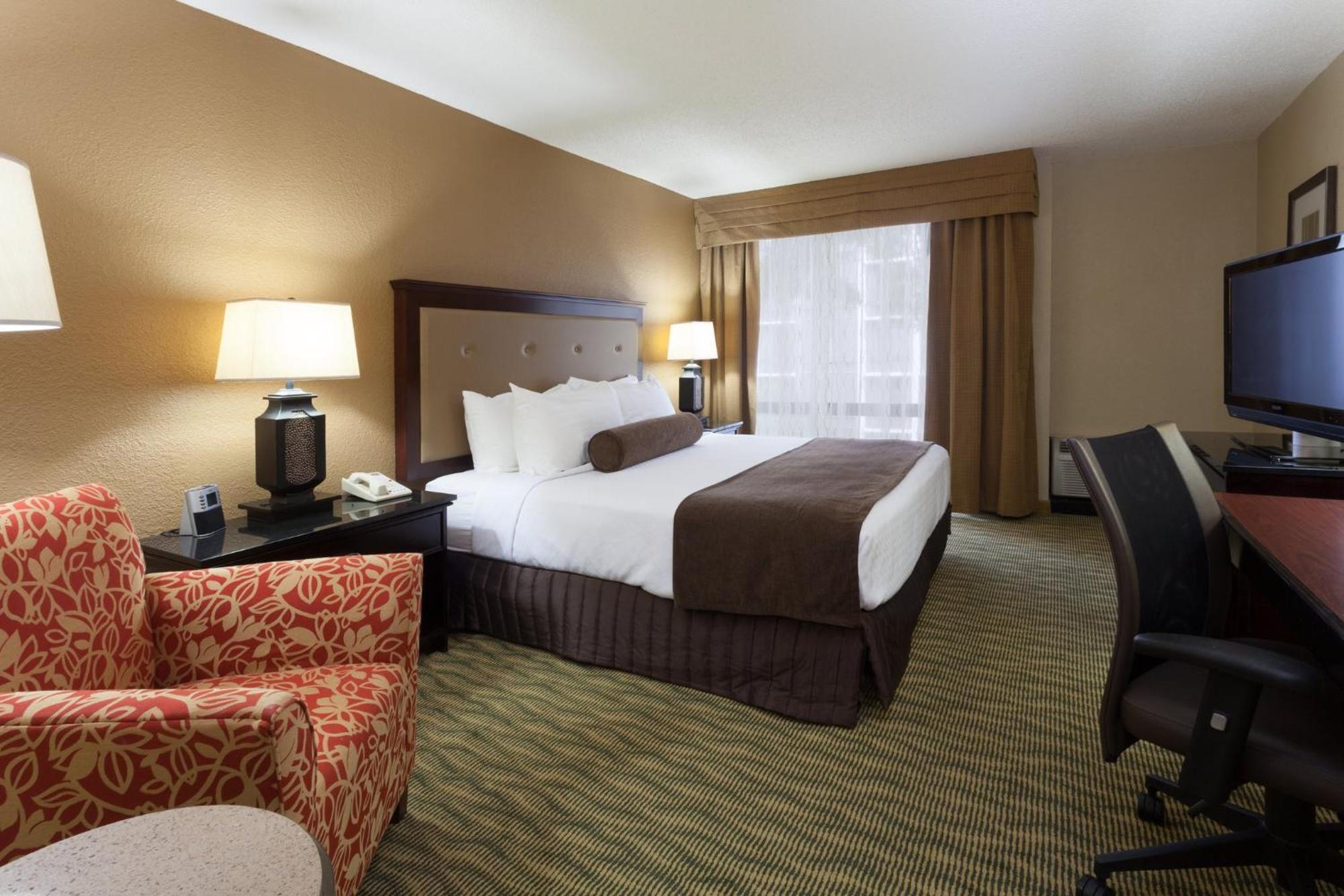 Crowne Plaza Jacksonville Airport By Ihg Exterior photo